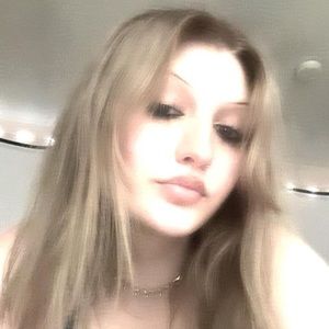 Meet your Posher, Anya